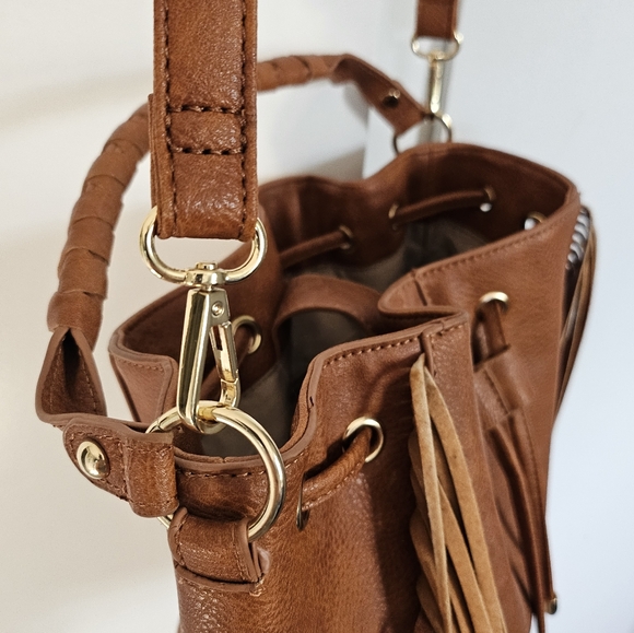 Cato Brown Leather Shoulder Bag with Fringe - Picture 3 of 6